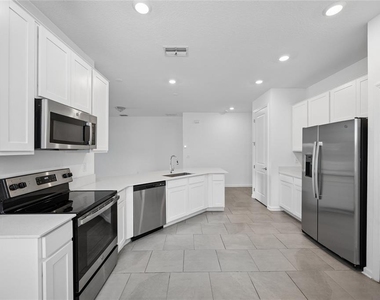 363 Loch Court - Photo Thumbnail 5