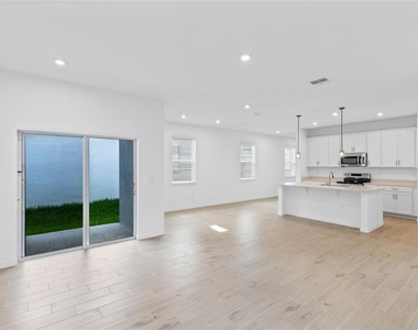 5746 Stockade Boulevard - Photo Thumbnail 4