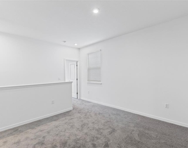 5746 Stockade Boulevard - Photo Thumbnail 9