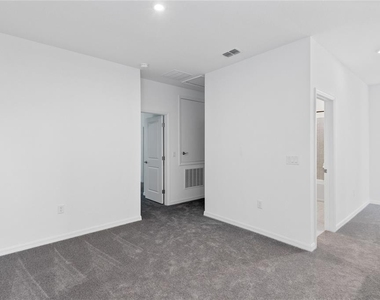 5746 Stockade Boulevard - Photo Thumbnail 10
