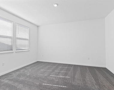 5746 Stockade Boulevard - Photo Thumbnail 11