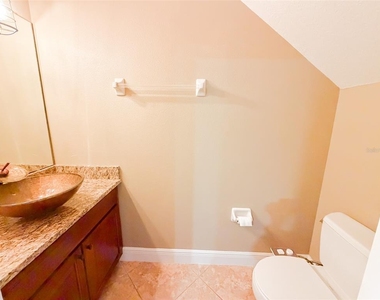 5489 Baldwin Park Street - Photo Thumbnail 8