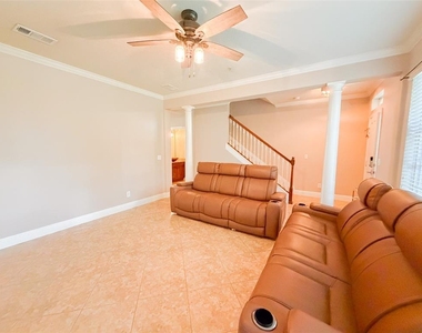5489 Baldwin Park Street - Photo Thumbnail 3