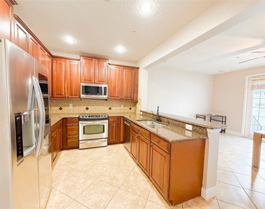 5489 Baldwin Park Street - Photo Thumbnail 6