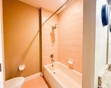 5489 Baldwin Park Street - Photo Thumbnail 23