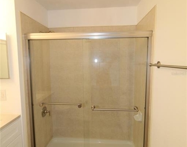 8813 Latrec Avenue - Photo Thumbnail 11