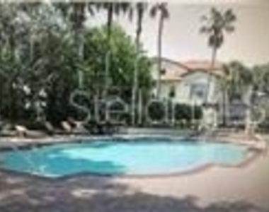 827 Camargo Way - Photo Thumbnail 2