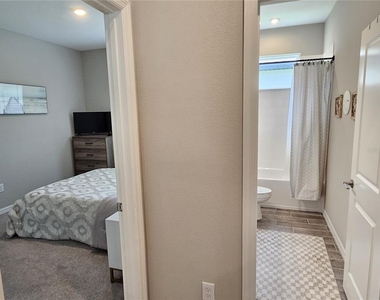 15285 Shady Palms Lane - Photo Thumbnail 51