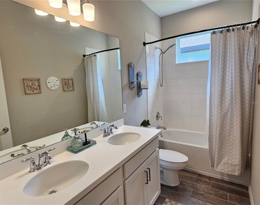 15285 Shady Palms Lane - Photo Thumbnail 54