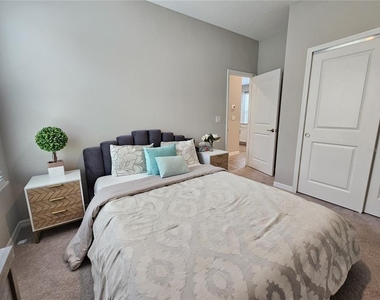 15285 Shady Palms Lane - Photo Thumbnail 53
