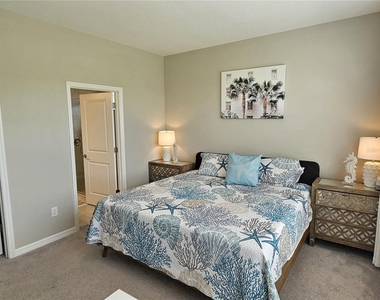 15285 Shady Palms Lane - Photo Thumbnail 42