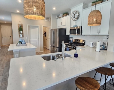 15285 Shady Palms Lane - Photo Thumbnail 15