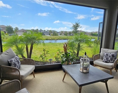 15285 Shady Palms Lane - Photo Thumbnail 31