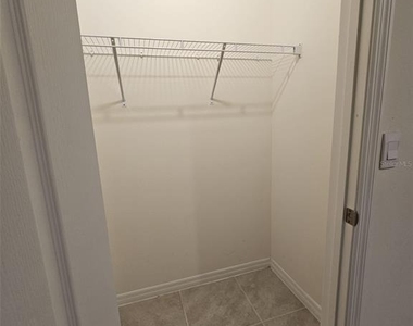 580 Auburn Grove Terrace - Photo Thumbnail 13