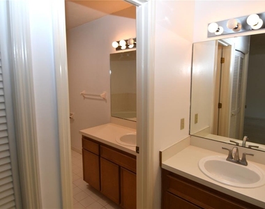 3750 Nw 53rd Road - Photo Thumbnail 9