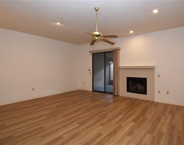 3750 Nw 53rd Road - Photo Thumbnail 3