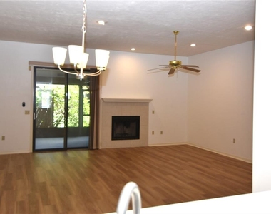 3750 Nw 53rd Road - Photo Thumbnail 5