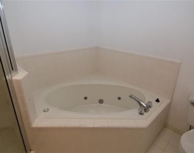 3750 Nw 53rd Road - Photo Thumbnail 11