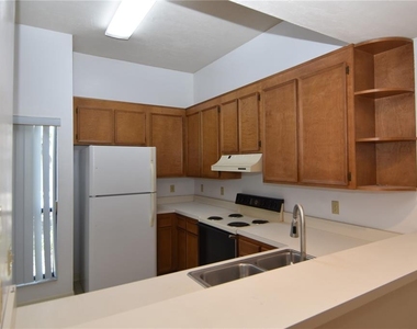 3750 Nw 53rd Road - Photo Thumbnail 8