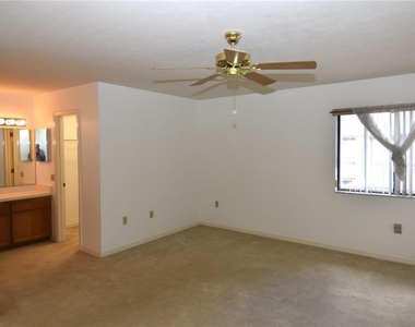 3750 Nw 53rd Road - Photo Thumbnail 16