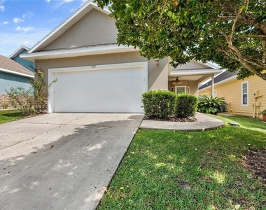 1125 Nw 120th Way - Photo Thumbnail 1