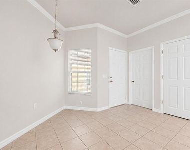 1125 Nw 120th Way - Photo Thumbnail 6