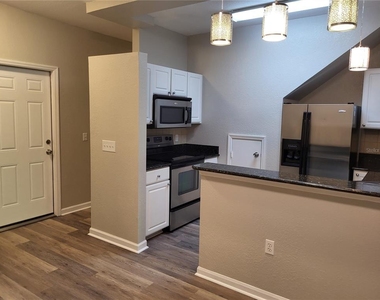 4335 Nw 48th Street - Photo Thumbnail 13