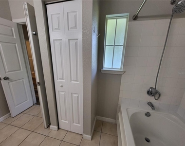 4335 Nw 48th Street - Photo Thumbnail 33