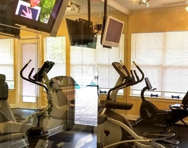 4335 Nw 48th Street - Photo Thumbnail 4