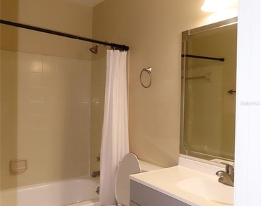 4427 Sw 21st Lane - Photo Thumbnail 15