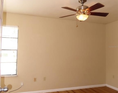 4427 Sw 21st Lane - Photo Thumbnail 9