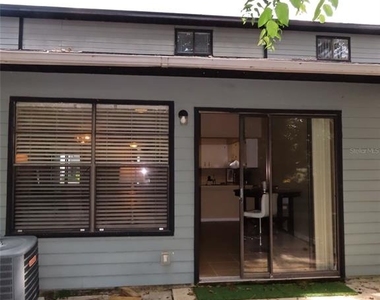 4427 Sw 21st Lane - Photo Thumbnail 2