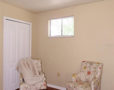 4427 Sw 21st Lane - Photo Thumbnail 4