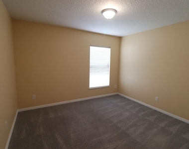 324 Red Kite Drive - Photo Thumbnail 9