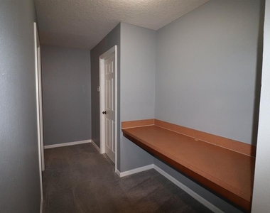 324 Red Kite Drive - Photo Thumbnail 7