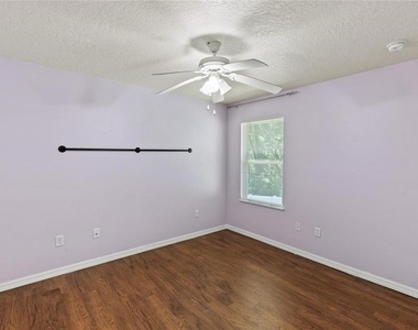 206 E Catawba - Photo Thumbnail 8