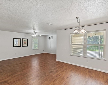 206 E Catawba - Photo Thumbnail 12