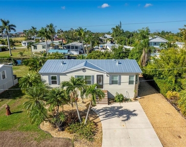 3101 Bamboo Court - Photo Thumbnail 38