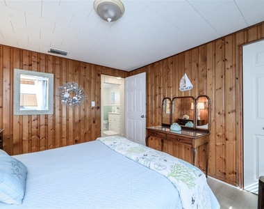 330 Harvey Street - Photo Thumbnail 28