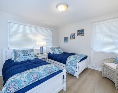 330 Harvey Street - Photo Thumbnail 36