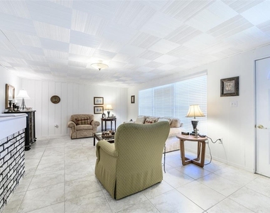 330 Harvey Street - Photo Thumbnail 4