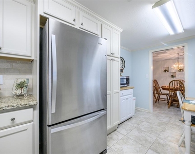 330 Harvey Street - Photo Thumbnail 18