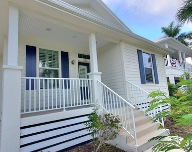 431 W Mckenzie Street - Photo Thumbnail 1