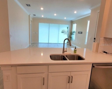 16087 Ivy Ridge Court - Photo Thumbnail 15
