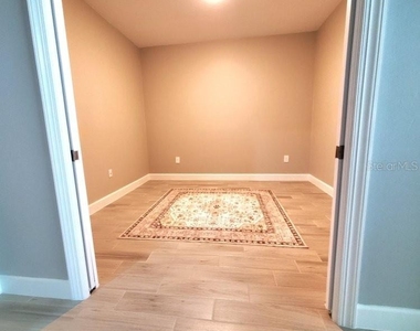 16087 Ivy Ridge Court - Photo Thumbnail 29