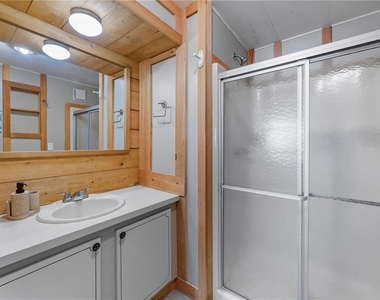 4220 Deltona Drive - Photo Thumbnail 17