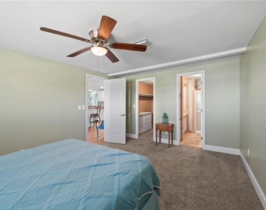 4220 Deltona Drive - Photo Thumbnail 14