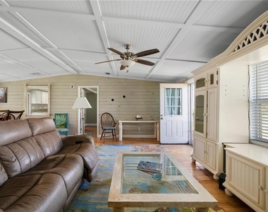 4220 Deltona Drive - Photo Thumbnail 4