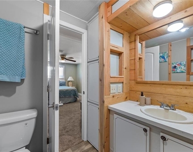 4220 Deltona Drive - Photo Thumbnail 18