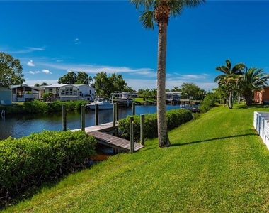 4220 Deltona Drive - Photo Thumbnail 28